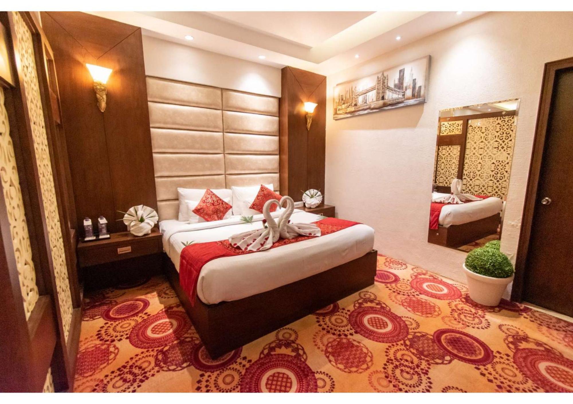The Grand Ambassador Hotel ฟักวารา ภายนอก รูปภาพ